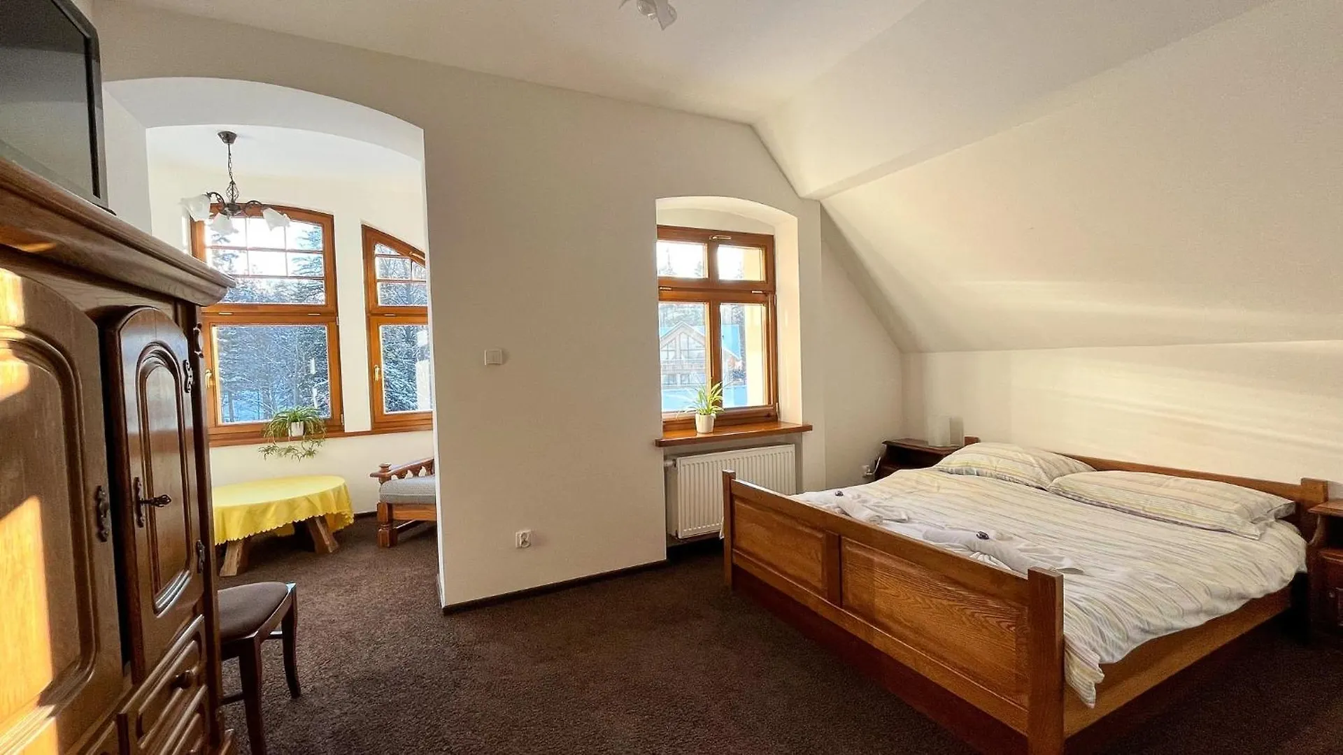 Willa Dzika Roza Szklarska Poreba Homestay